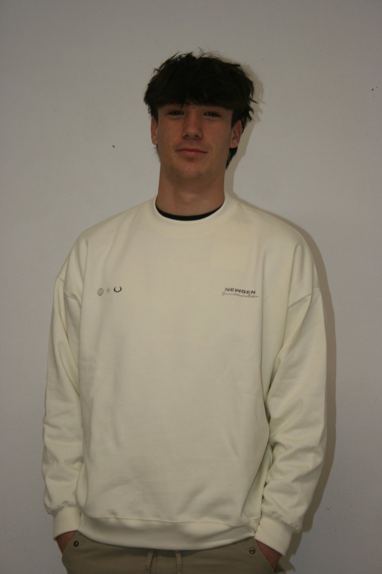“ALBITE ” CREWNECK