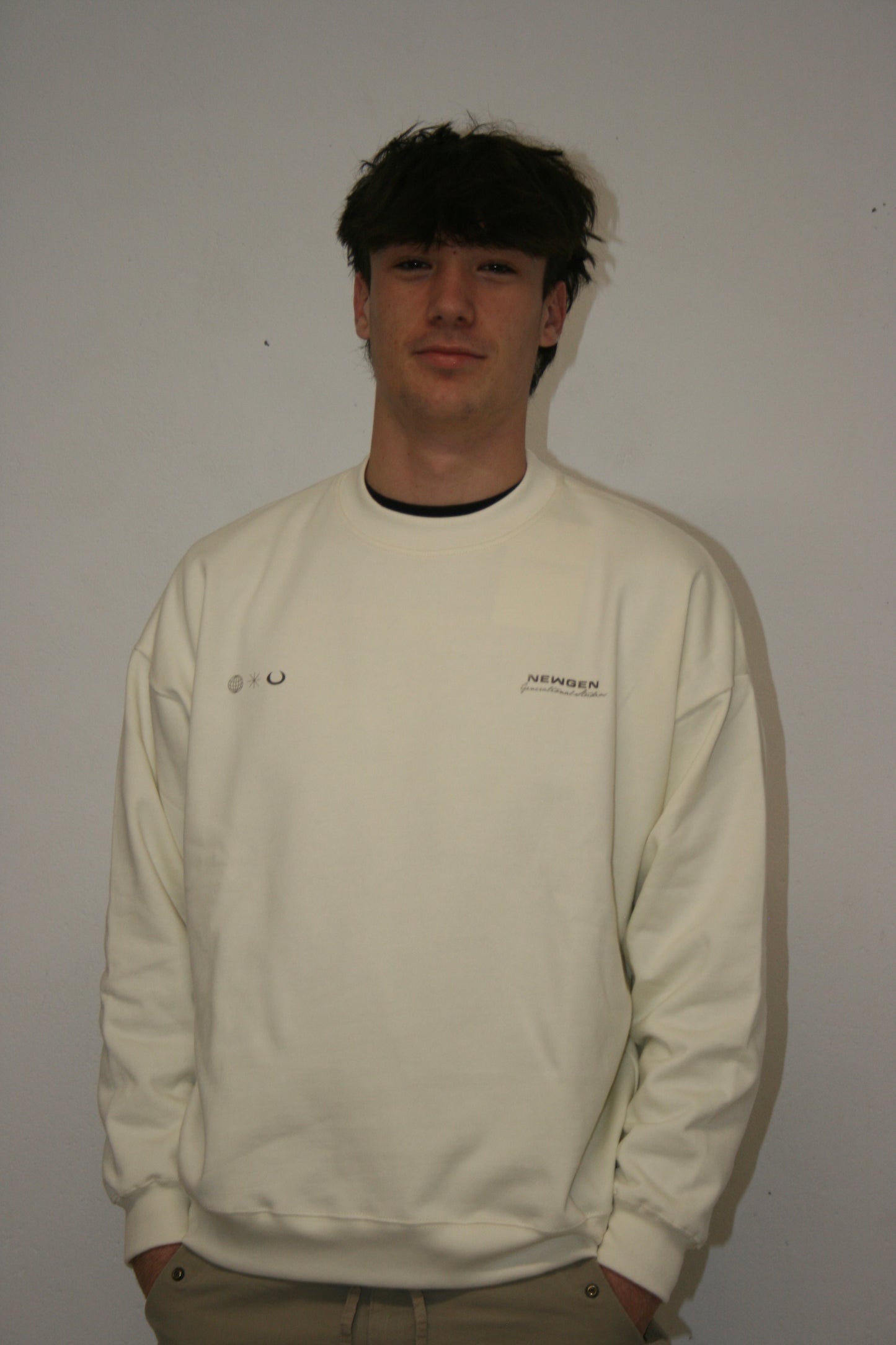 “ALBITE ” CREWNECK